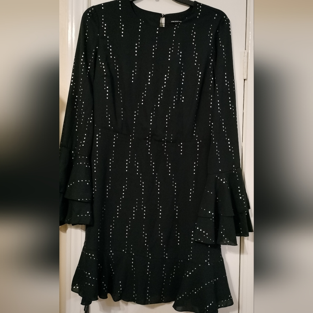 Black chiffon bell sleeve flowing dress